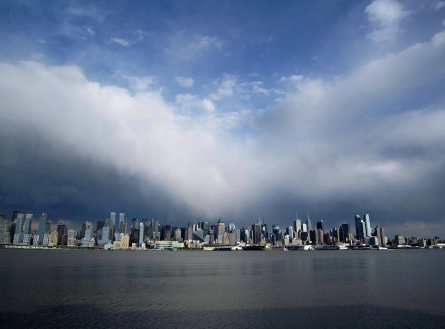 2012/4/25 マンハッタンを包む大翼雲